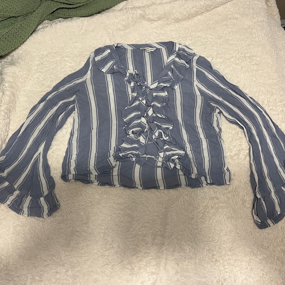 Lace up long sleeve ruffle top